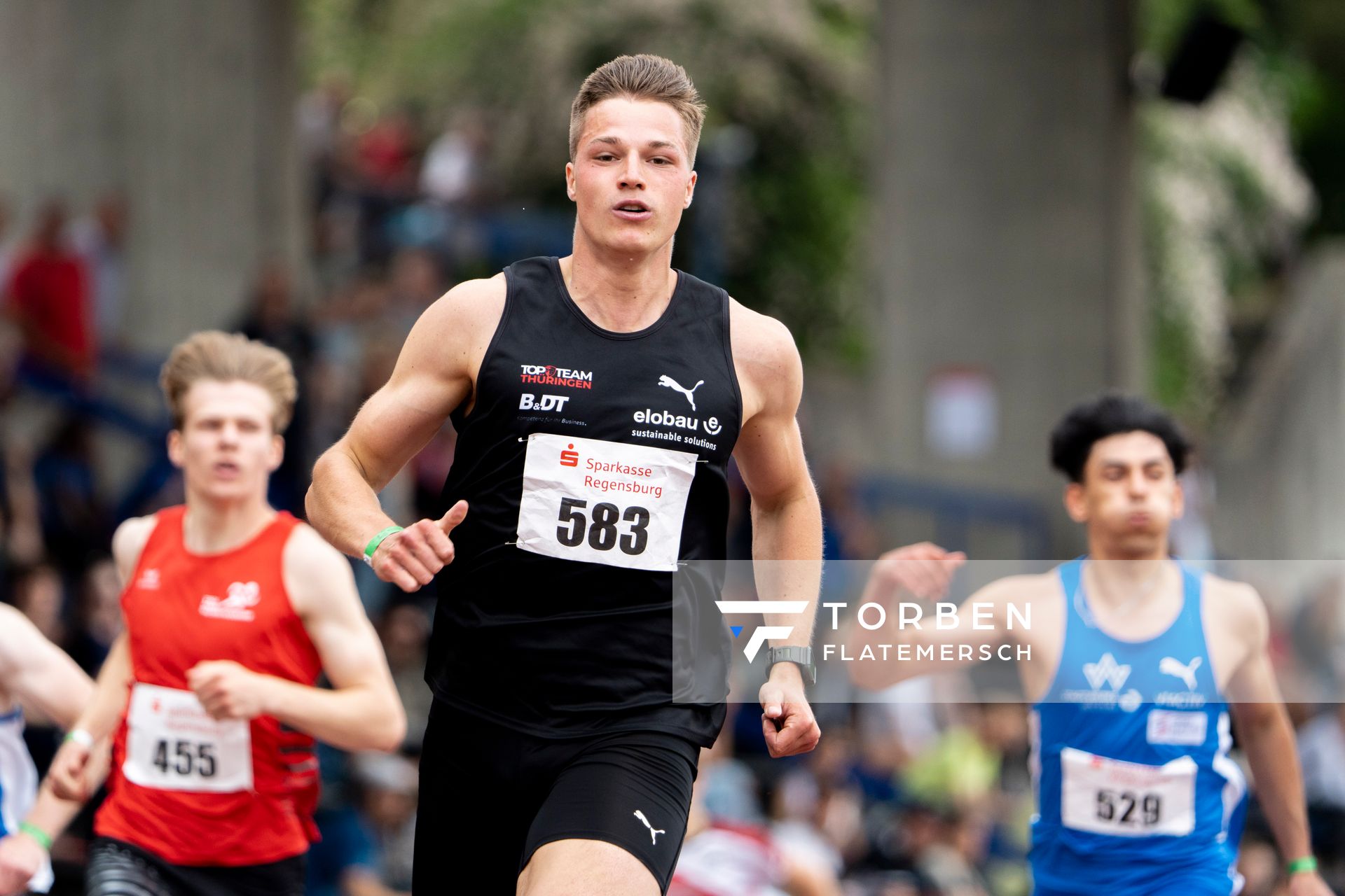 Julian Wagner (LC Top Team Thueringen) ueber 100m am 04.06.2022 waehrend der Sparkassen Gala in Regensburg